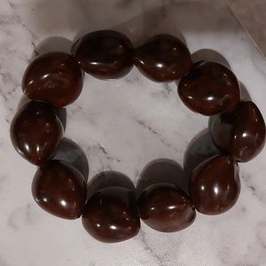 NWOT Hawaiian kukui seed bracelet